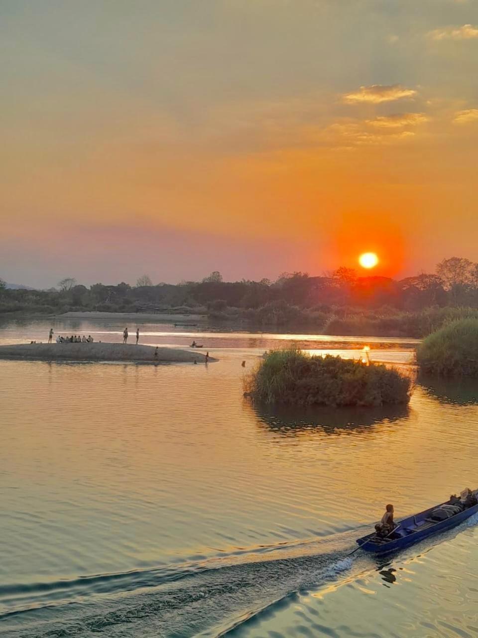 Sun Down Dondet Bungalows ดอนเดด ภายนอก รูปภาพ