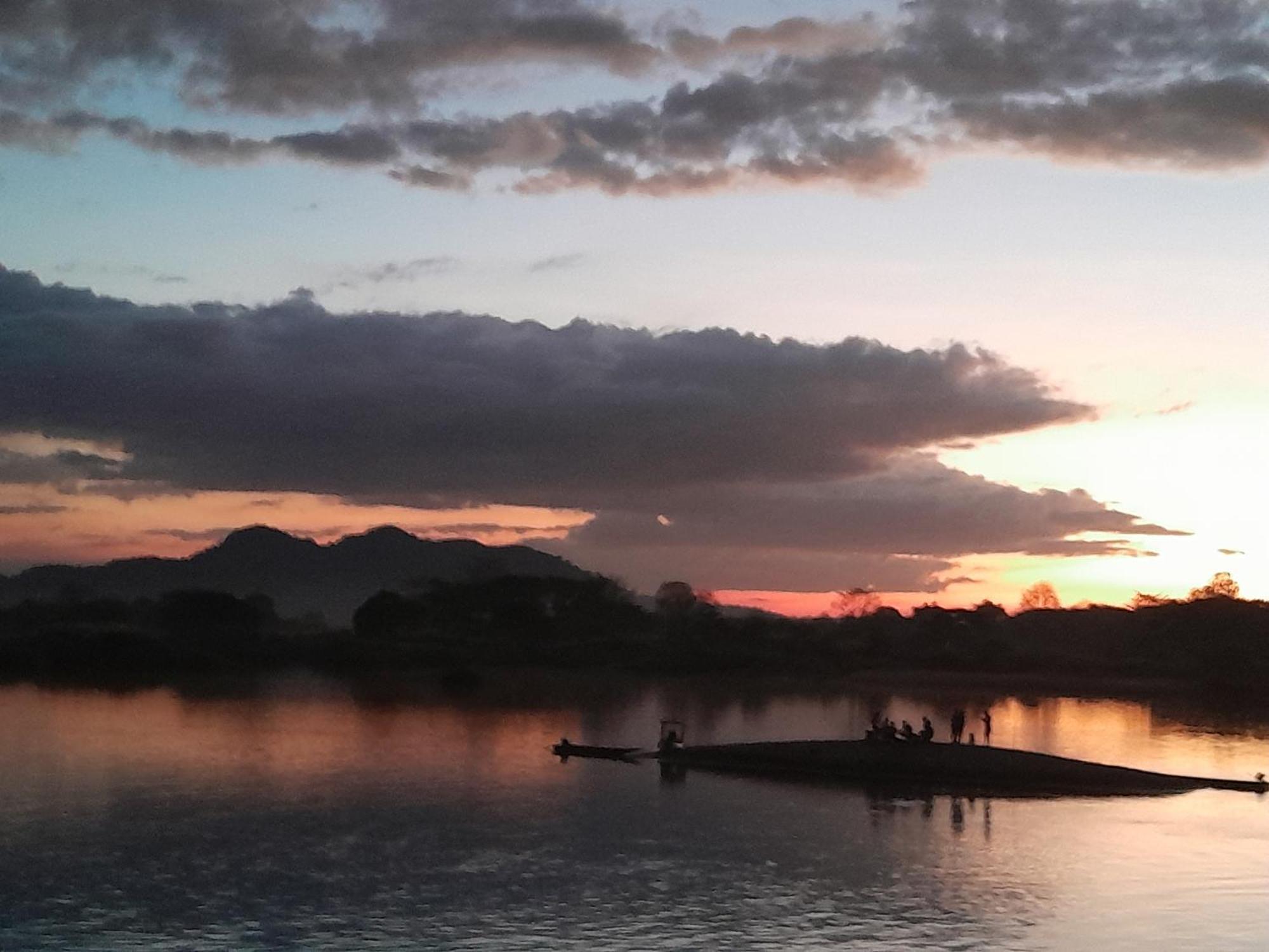 Sun Down Dondet Bungalows ดอนเดด ภายนอก รูปภาพ
